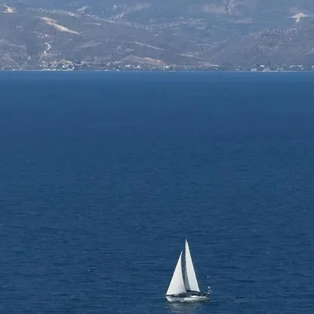 Oikia Athena Apartments-the Noble West * Theologos (Phthiotis)